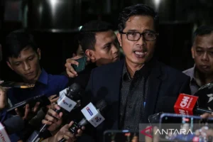 antarafoto febri diansyah mendatangi kpk 12102023 ada 2.jpg
