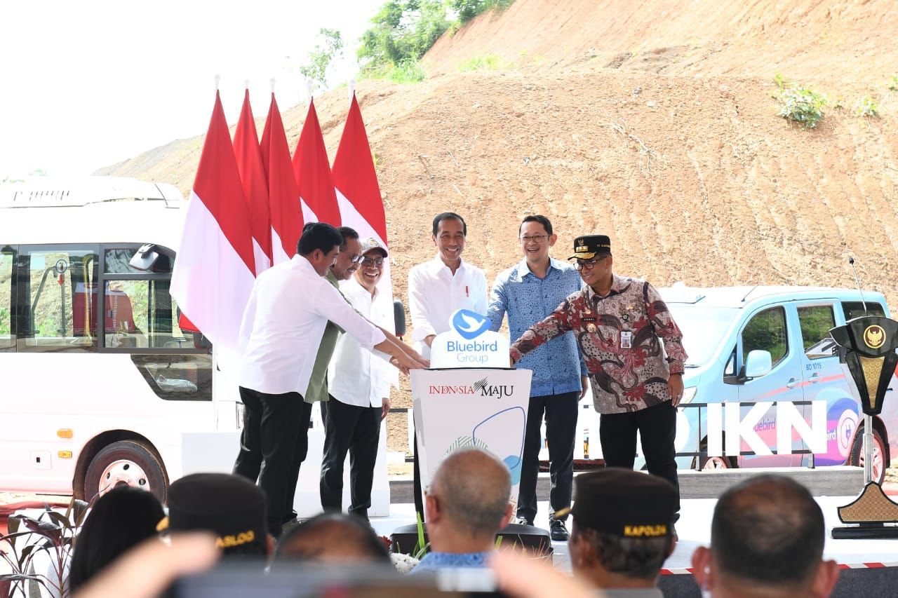 Presiden Jokowi Luncurkan Transportasi Ramah Lingkungan di IKN
