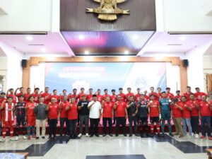 bupati launching kartanegara fc