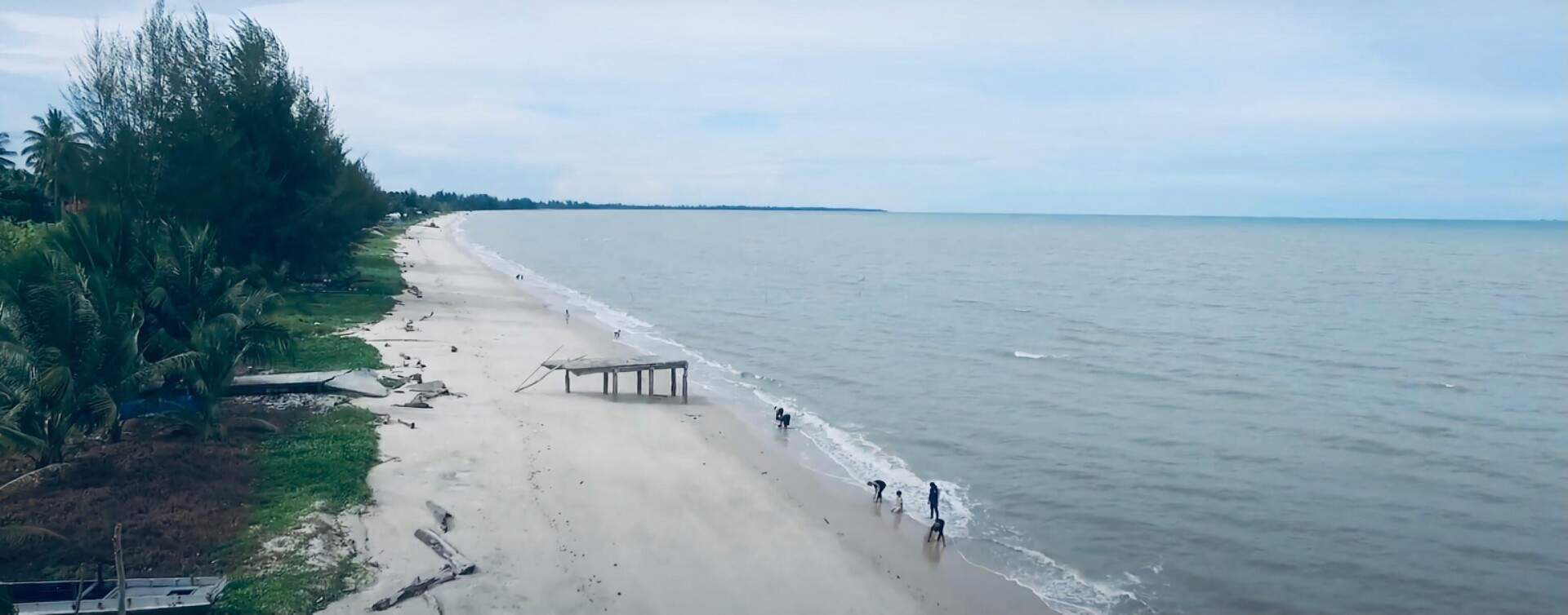 3ddc14a0 7. pantai lima putra tanah kuning
