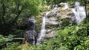 4374169a 5. air terjun gunung rian