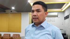 6f37c299 andi harun