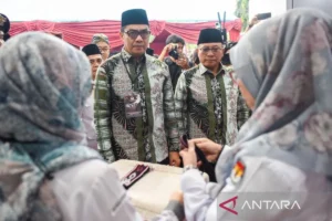 Andi Harun dan Saefuddin Zuhri Resmi Daftar Sebagai Calon Wali Kota dan Wakil Wali Kota Samarinda