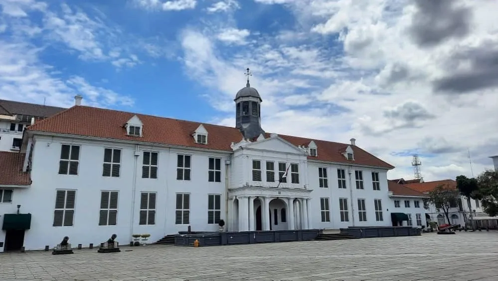 Menjelajahi Kota Tua Jakarta: Panduan Wisata Lengkap di Tahun 2024 benuanta