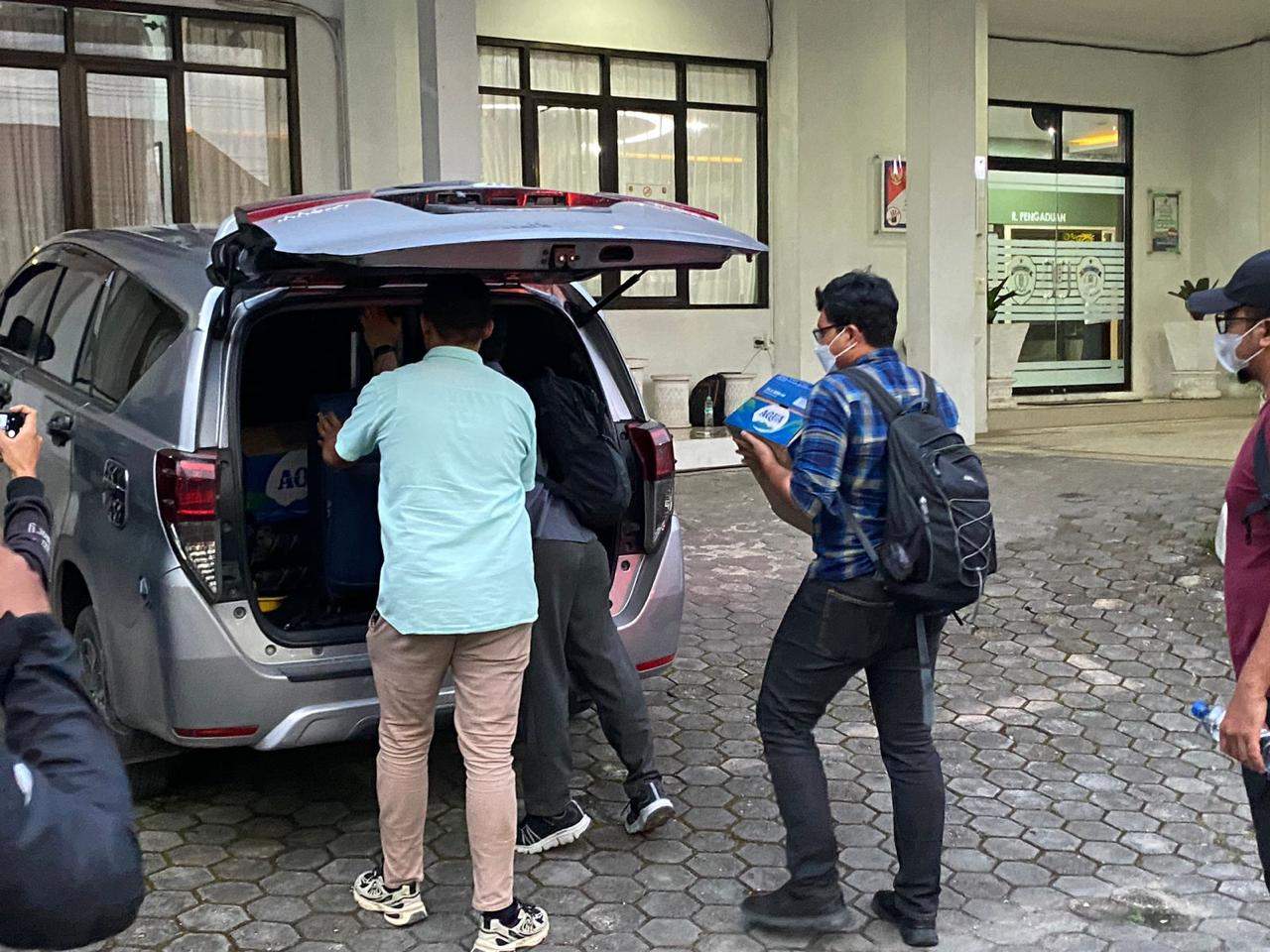 KPK Sita Dokumen Perizinan Tambang dari Dua Kantor Dinas di Kaltim benuanta