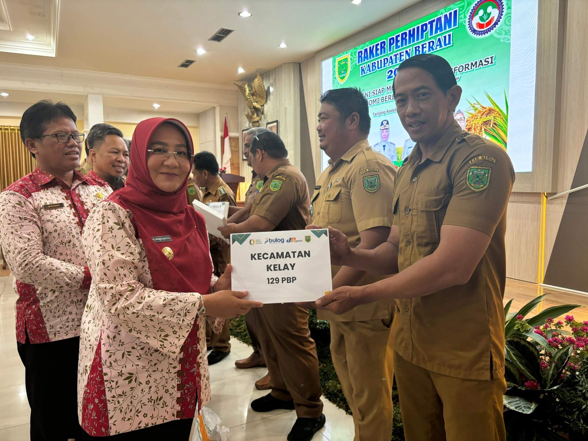 Bantuan Cadangan Pangan untuk 5 Ribu Keluarga di 13 Kecamatan Berau benuanta