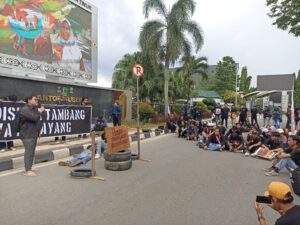 Ratusan Mahasiswa Tuntut Keadilan atas Tragedi Muara Kate benuanta