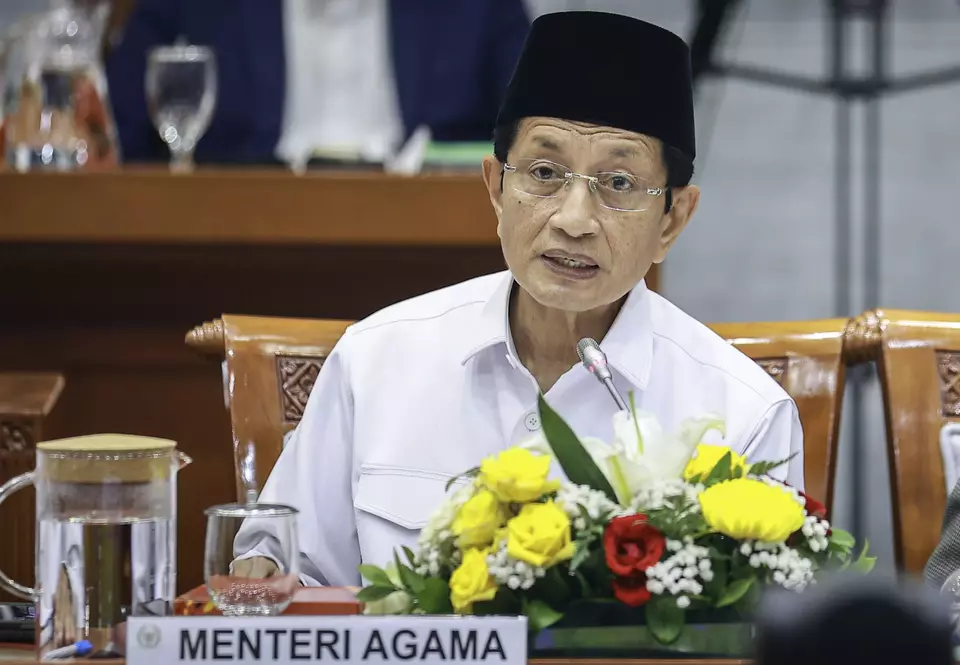 Menag Nasarudin Umar Kembalikan Barang Diduga Gratifikasi ke KPK benuanta