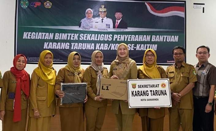 Meningkatkan Kapasitas Karang Taruna, Dispora Kaltim Berikan Bantuan Teknologi untuk Administrasi