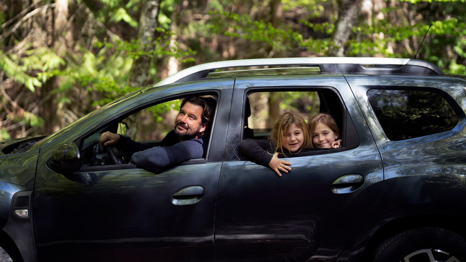 Ini Dia 5 Keuntungan Memiliki Mobil Keluarga Berteknologi Hybrid