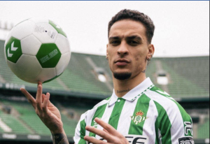 Manchester United Siap Lepas Antony ke Real Betis