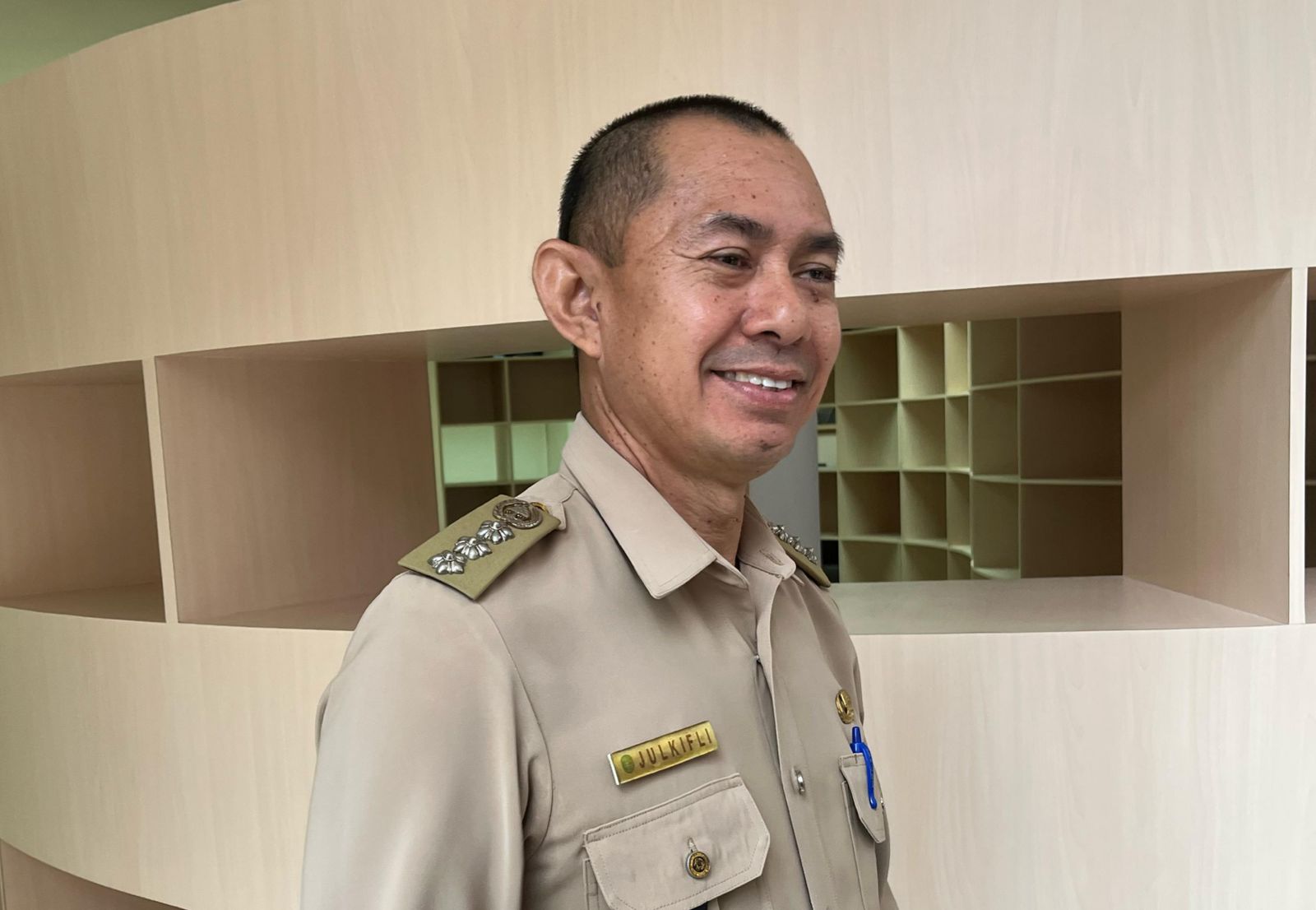 Siap Beroperasi Pertengahan 2025, Renovasi Kantor Camat Kota Bangun Darat Capai Tahap Akhir