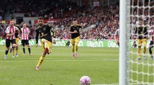 Hasil Laga Brentford vs Man United 3-1: Gol Sesko Sia-sia, Penalti Fernandes Gagal