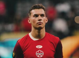 Perkuat Lini Tengah, Wolves Incar Pemain Hajduk Split Niko Sigur