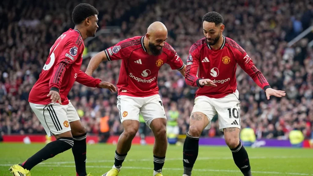 Hasil Manchester United vs Tottenham Skor 2-0 dan Update Klasemen Hasil Manchester United vs Tottenham Skor 2-0 dan Update Klasemen