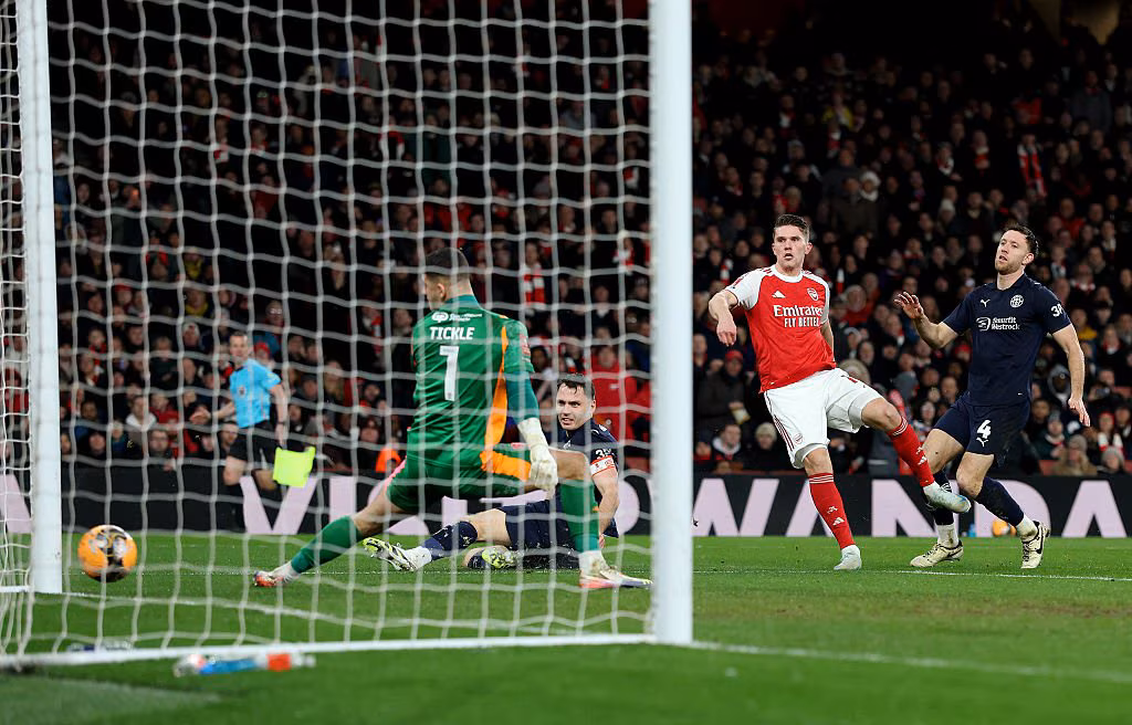 Hasil Arsenal vs Wigan Athletic Skor 4-0 The Gunners Melaju ke Babak Kelima