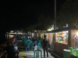Kawasan kuliner di tepian Jalan Ahmad Yani, Tanjung Redeb, Berau. (IST)