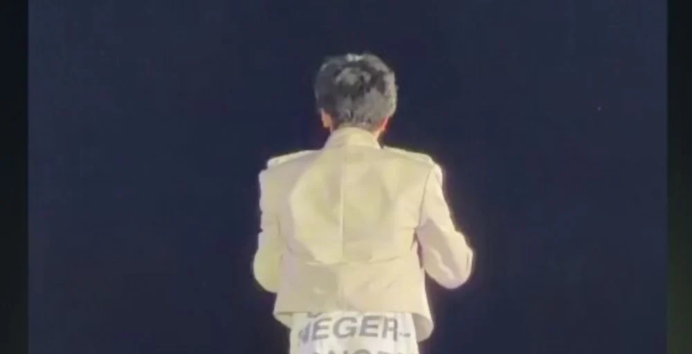 G-Dragon Tuai Kecaman Global Akibat Busana Rasis di Panggung