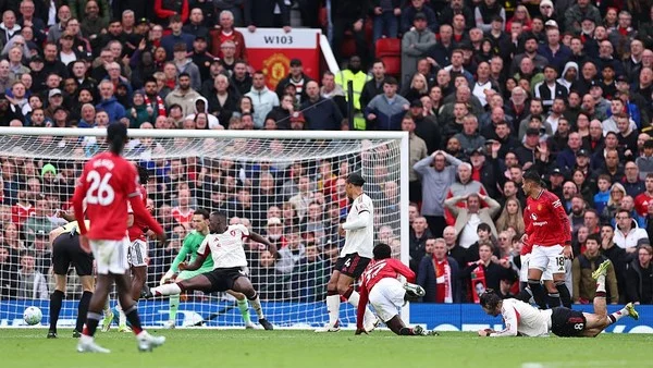 Hasil MU vs Liverpool Setan Merah Menang 3-2 Berkat Gol Kobbie Mainoo
