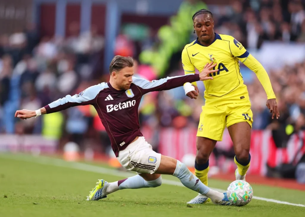 Rotasi Fatal Unai Emery Bikin Aston Villa Dipermalukan Tottenham 1-2