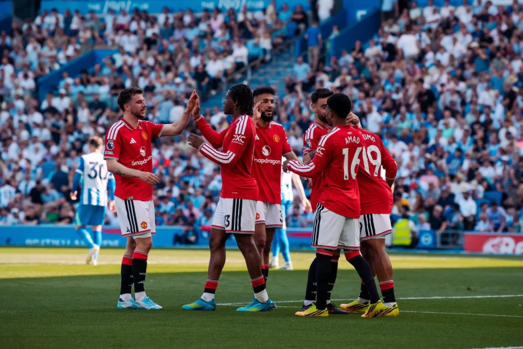 Manchester United Bantai Brighton 3-0 Pasukan Carrick Kunci Peringkat Tiga Klasemen