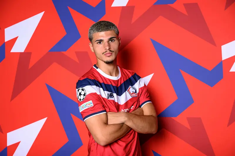 Sempat Diasingkan Lille, Fernandez Pardo Resmi Ditebus Mahal Newcastle