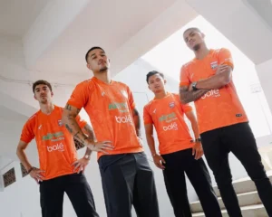 Gandeng Apparel Lokal ETAMS, Borneo FC Resmi Luncurkan Jersey Terbaru
