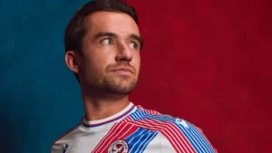 Serahkan Deal Sheet Tepat Waktu, Crystal Palace Resmi Permanenkan Chilwell dan Timber